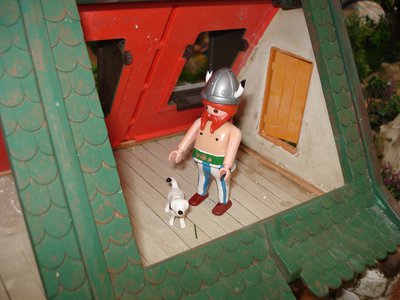 219 Asterix .jpg (184.94 KiB) 961 mal betrachtet 219 Asterix .jpg