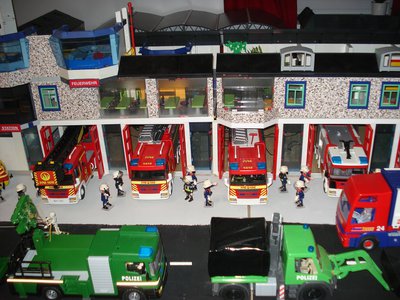 191 Feuerwehr .jpg (196.84 KiB) 1885 mal betrachtet 191 Feuerwehr .jpg