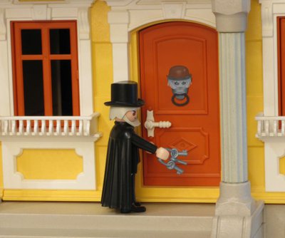 Scrooge_Loewe_Marley-800.jpg (54.4 KiB) 2935 mal betrachtet Als er die Tür öffnen will, erschrickt er: "Marley?", fragt er verwundert mit Blick auf den Türklopfer. "Humbug!"