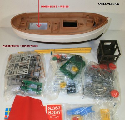 3551 ANTEX binnenkant romp wit a.jpg