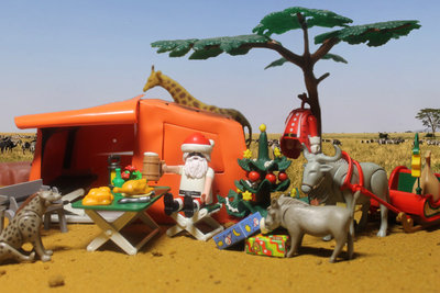 safari-santa.jpg