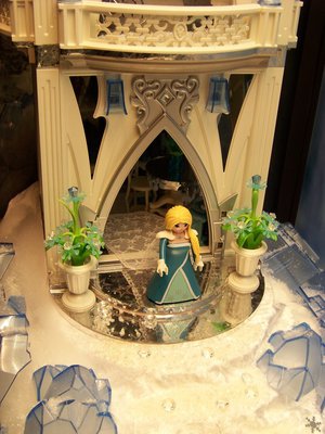 Schloßmuseum Greiz 233.) 'Eiskönigin' Elise playmobil 5843.jpg