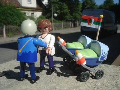 xAÖ 01 - Mai 2017.jpg (190.53 KiB) 3816 mal betrachtet Noch ein Küsschen zum Abschied ...