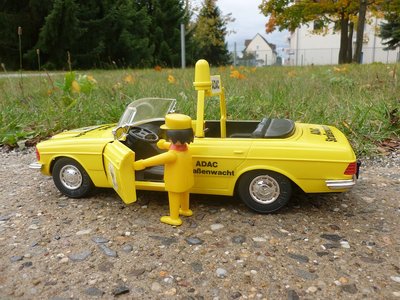 mercedes3.jpg