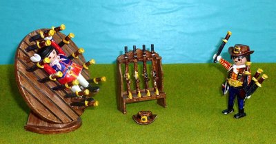 3640-1978 k.jpg (108.25 KiB) 6427 mal betrachtet 3640, Messerwerfer