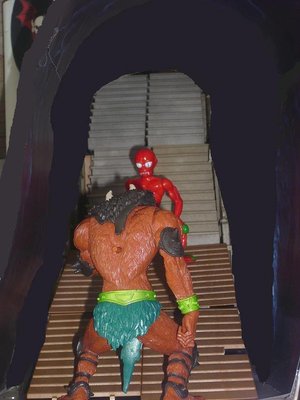Fright Zone Haupteingang Beastman & Modulok.jpg