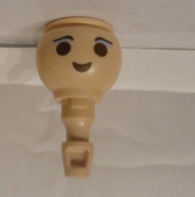 Kopf mit Braue.jpg (52.02 KiB) 4335 mal betrachtet Kopf mit Braue.jpg