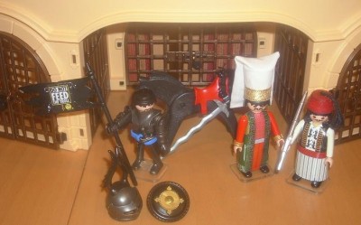 3 Freiheitskämpfer (Ntanny Custom).JPG (66.4 KiB) 8916 mal betrachtet 3 Freiheitskämpfer (Ntanny Custom).JPG