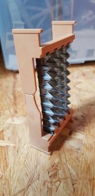 gatter.jpg (93.46 KiB) 3168 mal betrachtet gatter.jpg