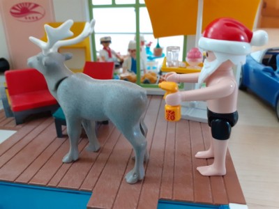 B Playmobil Weihnachtsmann mach ferien 14_09 017.jpg
