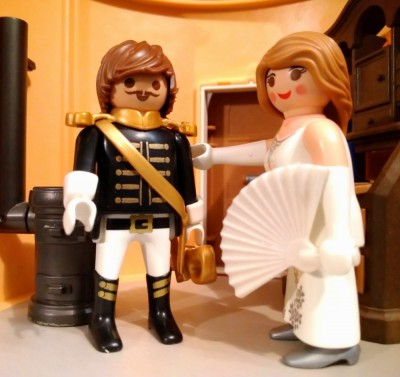 Lieutenant Kevin Brightshine.jpg (112.35 KiB) 2175 mal betrachtet Schwarm der Frauenwelt , ein echter Lady-Magnet