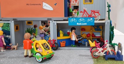 IRU_0050_Bikeshop1.jpg