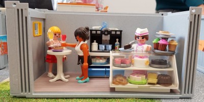 IRU_0140_Cafe1.jpg