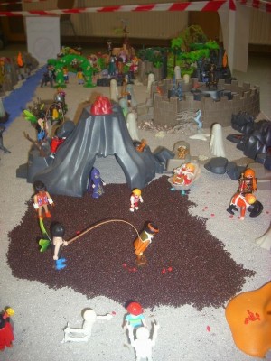 2020_Dieters Playmoshop Herbstfest - griechisches Fantasy-Diorama 1.JPG