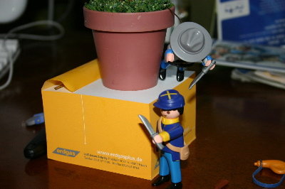 playmo048_168.jpg