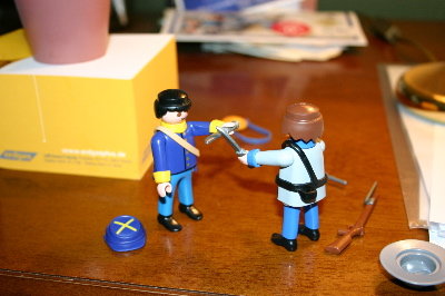 playmo077_180.jpg