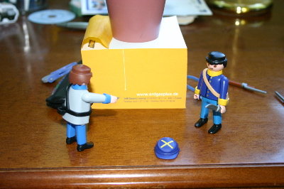 playmo081_210.jpg