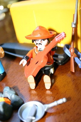 playmo113_312.jpg