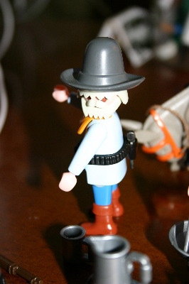 playmo116_979.jpg