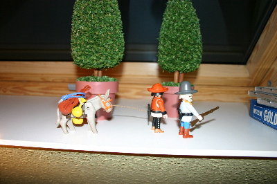 playmo122_209.jpg
