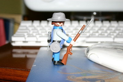 playmo124_892.jpg