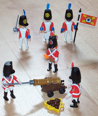 Kanone 2.jpg (158.82 KiB) 2574 mal betrachtet Laden der Kanone