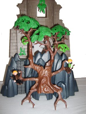 5. Merry & Pippin & Baumbart.JPG (216.9 KiB) 1967 mal betrachtet 5. Merry & Pippin & Baumbart.JPG