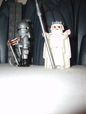 10. Saruman & Uruk Hai.JPG (146.18 KiB) 2203 mal betrachtet Saruman und einer seiner Uruk-Hais...