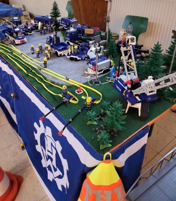 t02.jpg (155.2 KiB) 2809 mal betrachtet t02.jpg