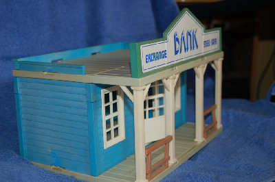 Bank3.jpg (193.57 KiB) 1608 mal betrachtet Bank3.jpg