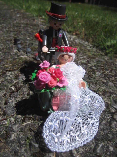 05 - just married.jpg