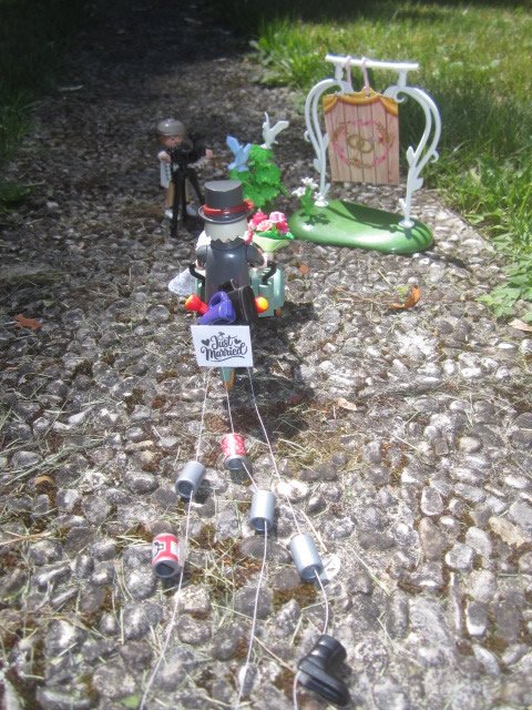 08 - just married.jpg