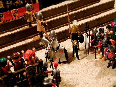 08-Templer-TP-Hinein_in_Arena.jpg