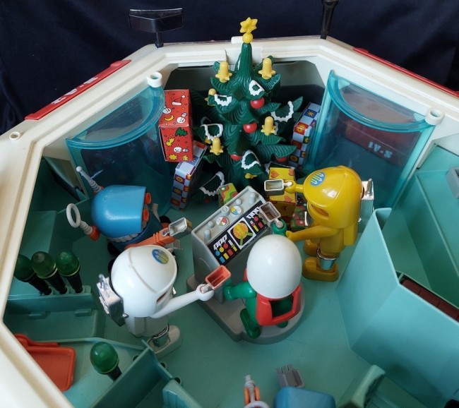 billytheklicky-Christmas in Space.jpg