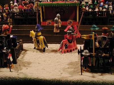 10-Lucifer_und_Bienemann1.jpg (167.48 KiB) 734 mal betrachtet 10-Lucifer_und_Bienemann1.jpg