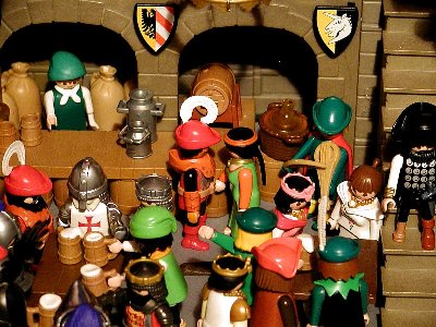 12-Was_macht_Knappe.jpg (180.27 KiB) 1045 mal betrachtet Was macht der Knappe von Sir Lobo in dieser Nacht?