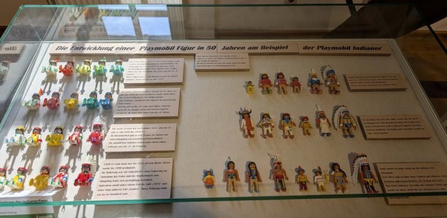 Vitrine04.jpg