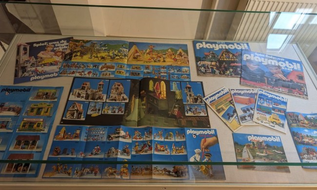 Vitrine05.jpg