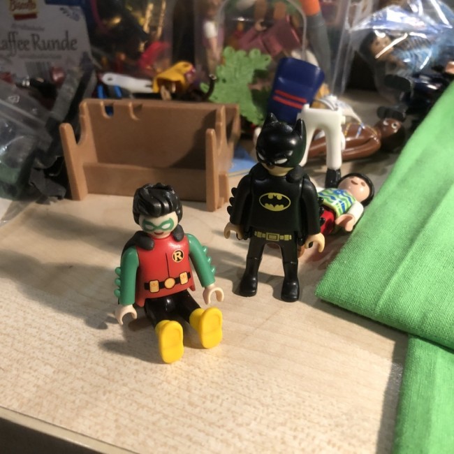 Jetzt kann Robin auch sitzen