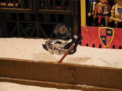 10-Zusammenstoss-Flug_Gargameel.jpg (135.36 KiB) 1084 mal betrachtet 10-Zusammenstoss-Flug_Gargameel.jpg