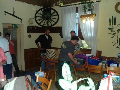 Bild 3 Die Franzossen beim Wühlen.jpg (77.66 KiB) 1387 mal betrachtet die Franzossen beim Wühlen