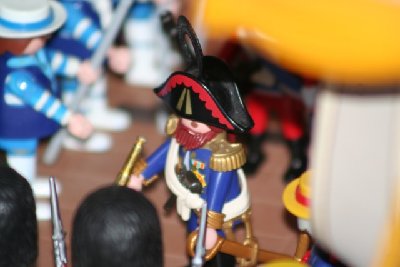 IMG_3666.jpg (58.25 KiB) 611 mal betrachtet Der Käptain.... mit neuer Schleife