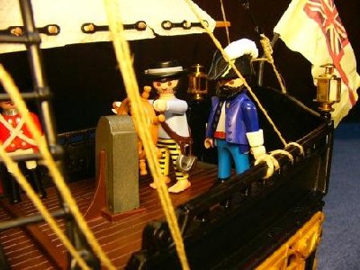 Regata KW (9).JPG (33.04 KiB) 3411 mal betrachtet Steuerman Wilson und Lieutenant Grant auf das hinterdeck......